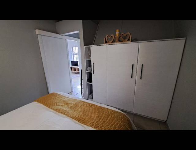 1 BEDROOM PROPERTY TO RENT IN MEER EN SEE